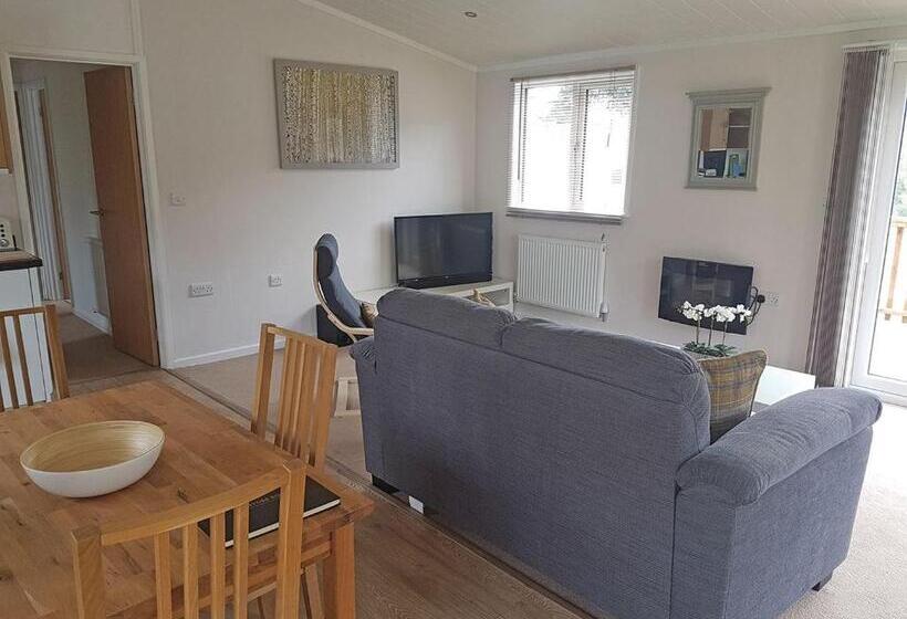 Курорт Llwyngwair Manor Holiday Park