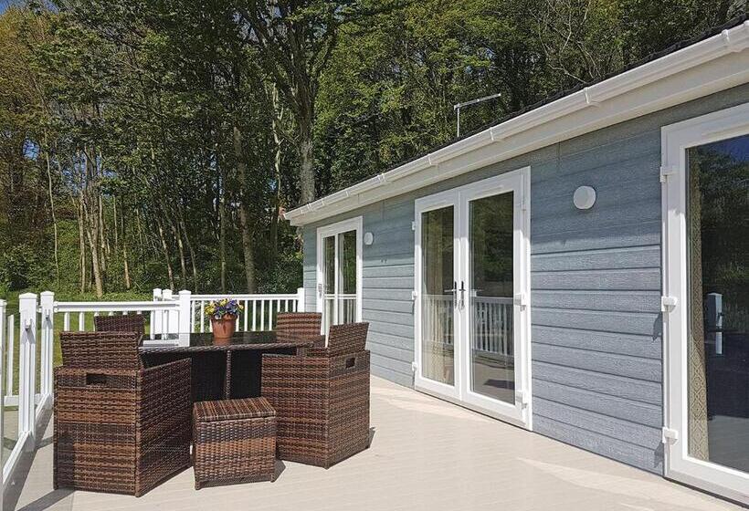 Курорт Llwyngwair Manor Holiday Park