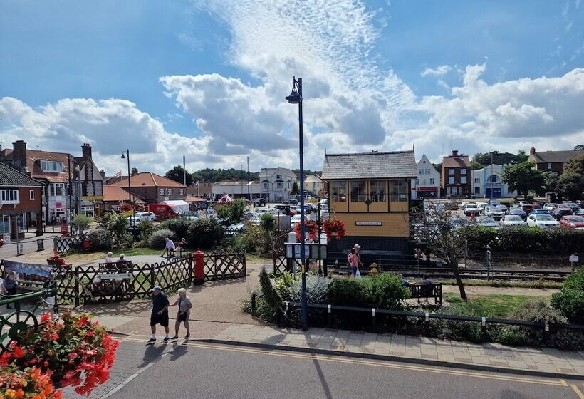 The Crows Nest   Sheringham