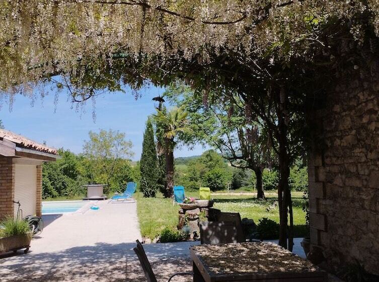 Bed and Breakfast Domaine Les Garrigues