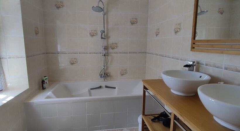 Bed and Breakfast Domaine Les Garrigues