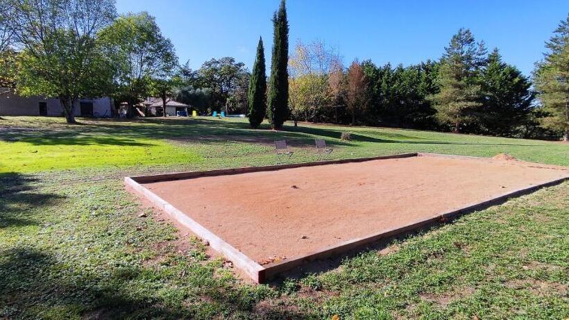 Bed and Breakfast Domaine Les Garrigues