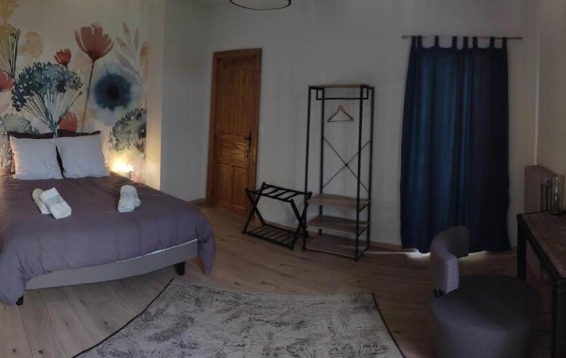 Bed and Breakfast Domaine Les Garrigues