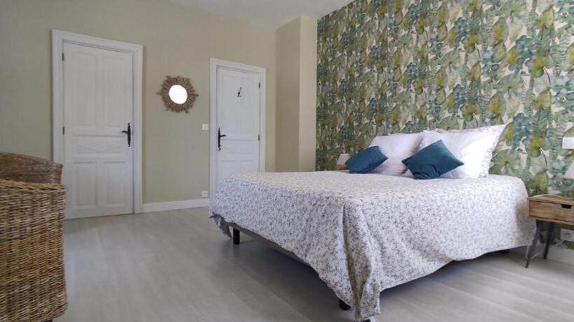 Bed and Breakfast Domaine Les Garrigues