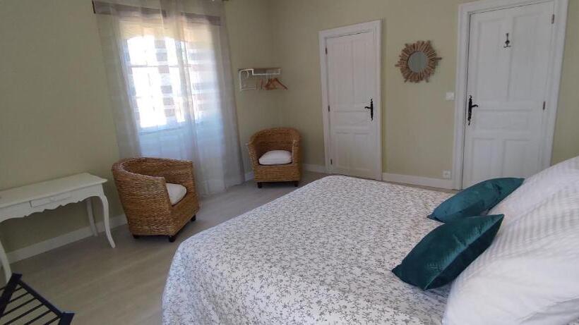 Bed and Breakfast Domaine Les Garrigues