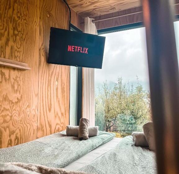 ベッドアンドブレックファースト Elysian Fields   The Island Tiny House