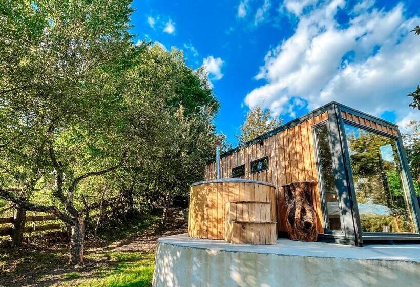 ベッドアンドブレックファースト Elysian Fields   The Island Tiny House