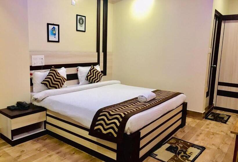 민박 Royal Residency