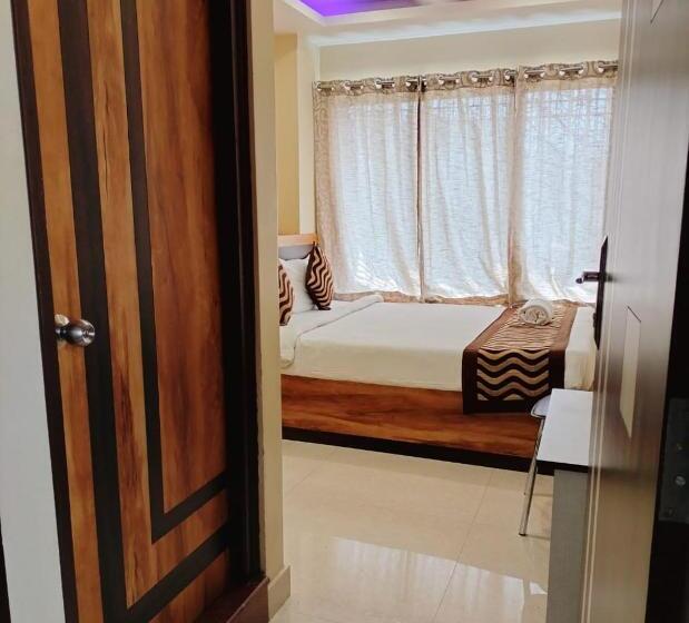 민박 Royal Residency