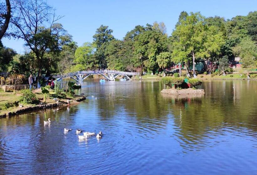 민박 Royal Residency