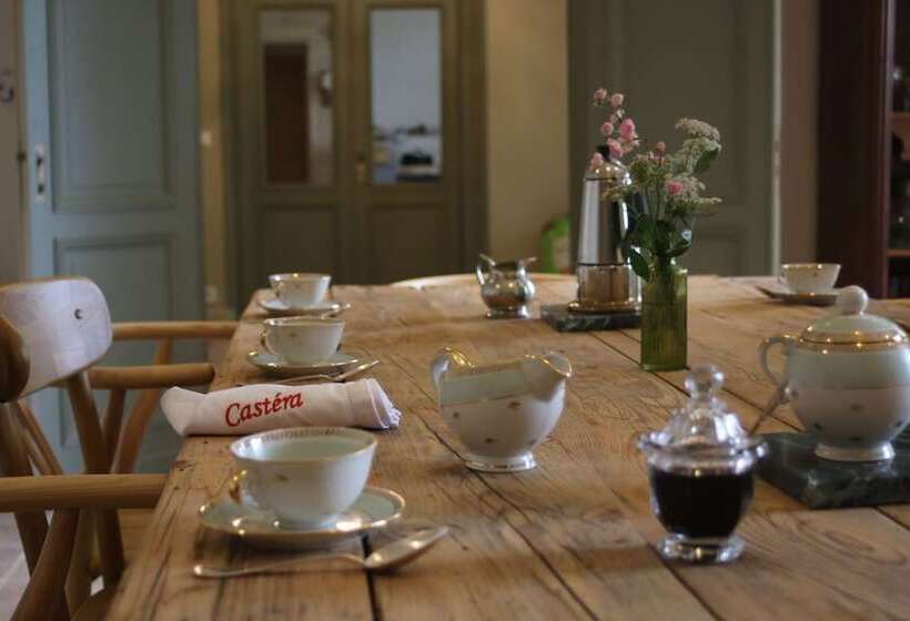 مبيت وإفطار Malis Castera Le Petit Château