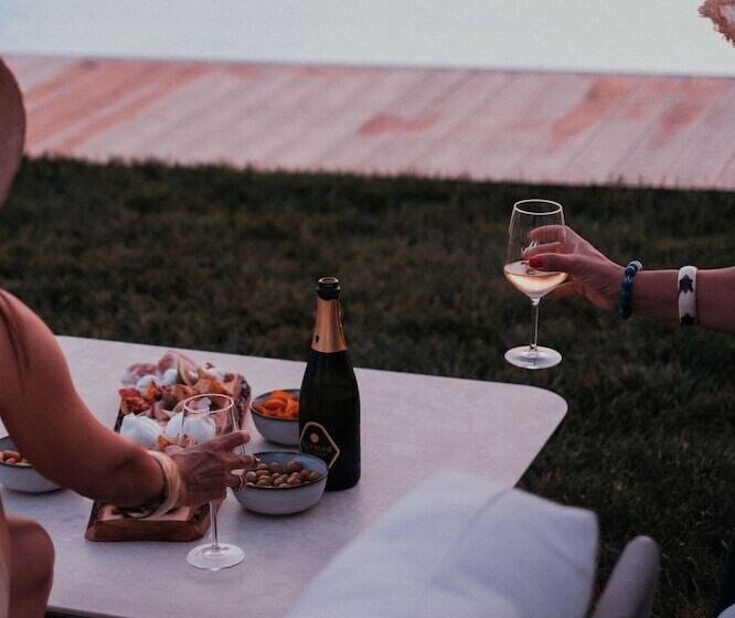 住宿加早餐  Methe