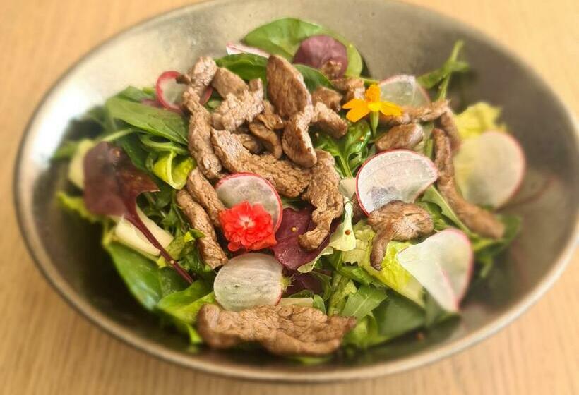 مبيت وإفطار Rengő Panzió