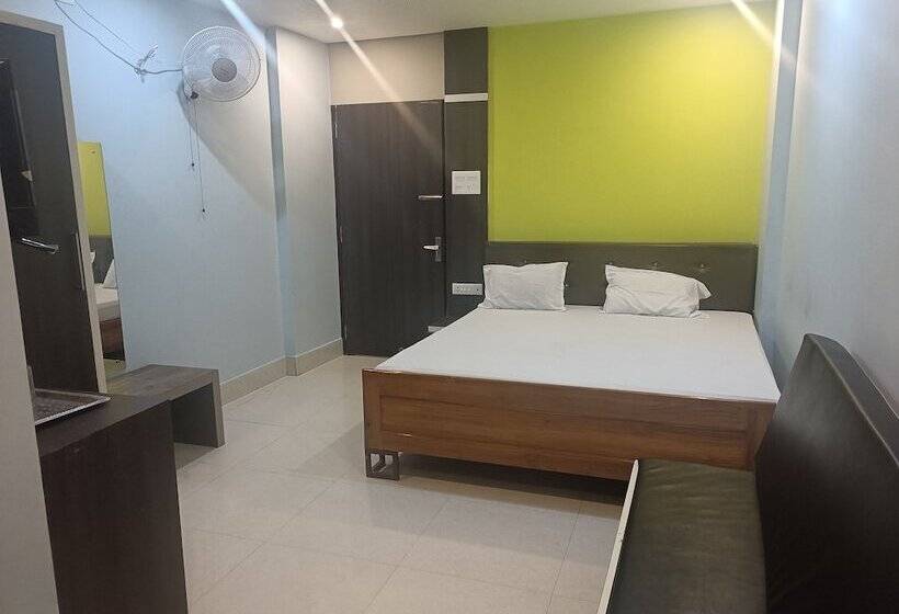 민박 Royal Residency