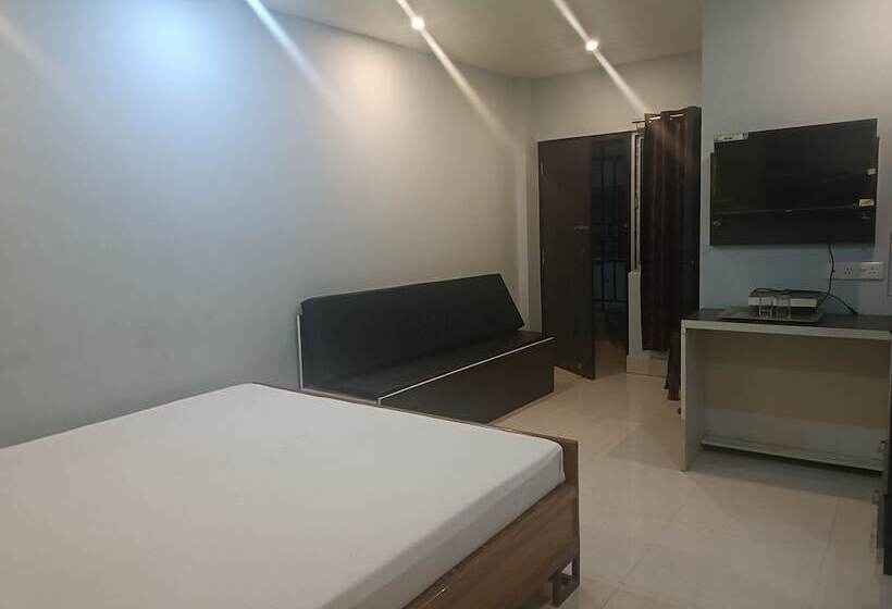 צימר Royal Residency