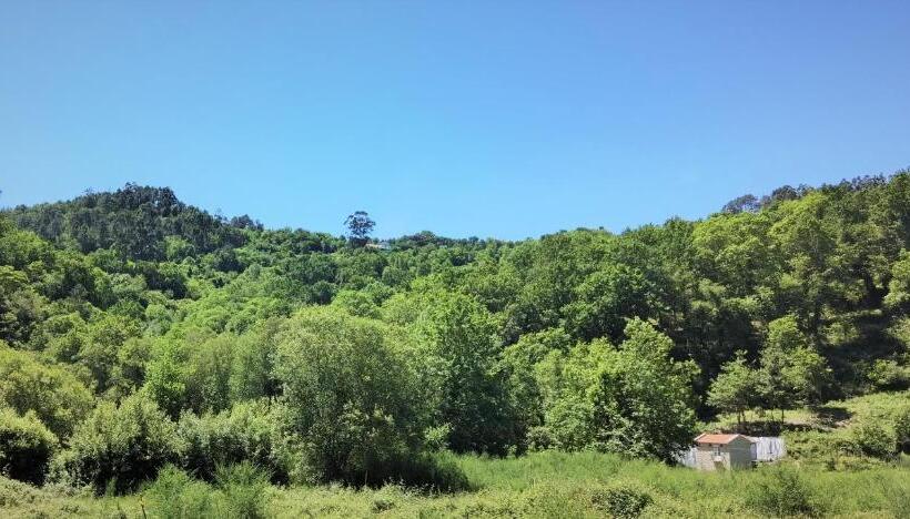 Remarkable 1 Bed Cottage In Arcos De Valdevez