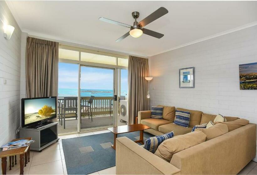 The Dolphins 7    Beachfront View To Remember