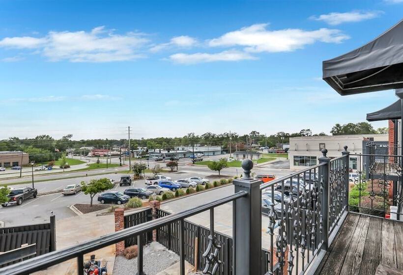 Eagle S Nest   Spacious Loft Downtown   Near Gsu