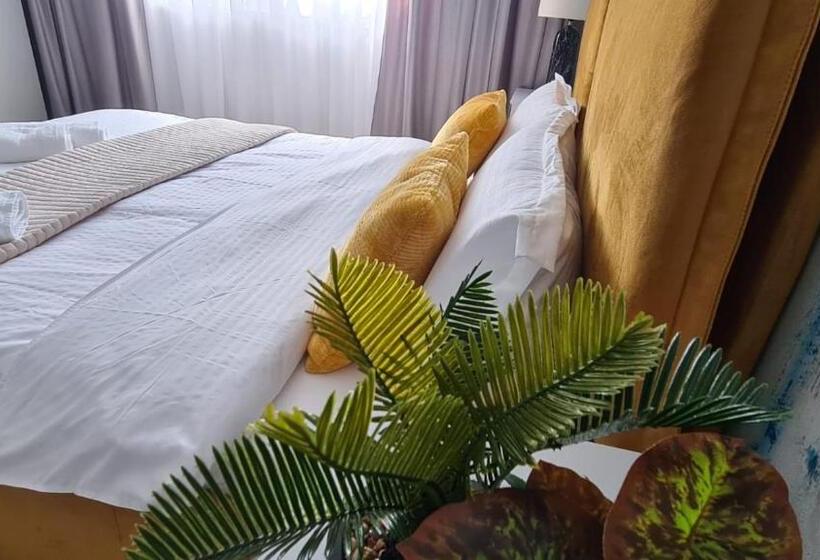 Government Deluxe Studio By Magic Apartments