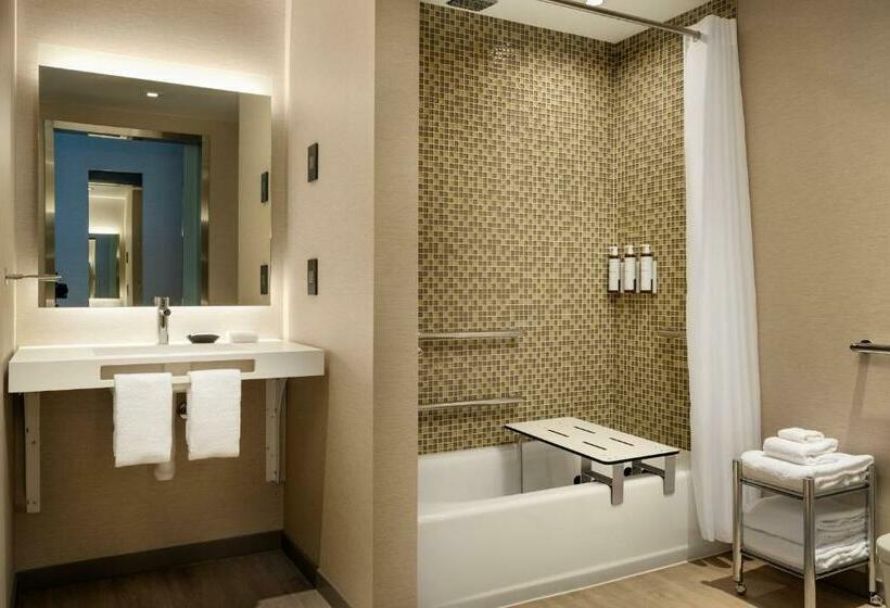 Ac Hotel By Marriott Oakland Downtown