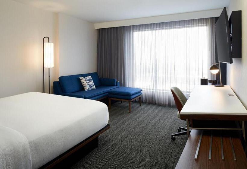 ホテル Courtyard By Marriott Montreal Midtown