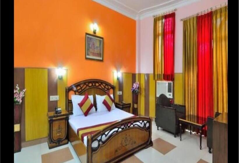 ホテル Delux Plaza By Wb Inn