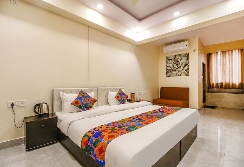 Fabhotel Sanskar