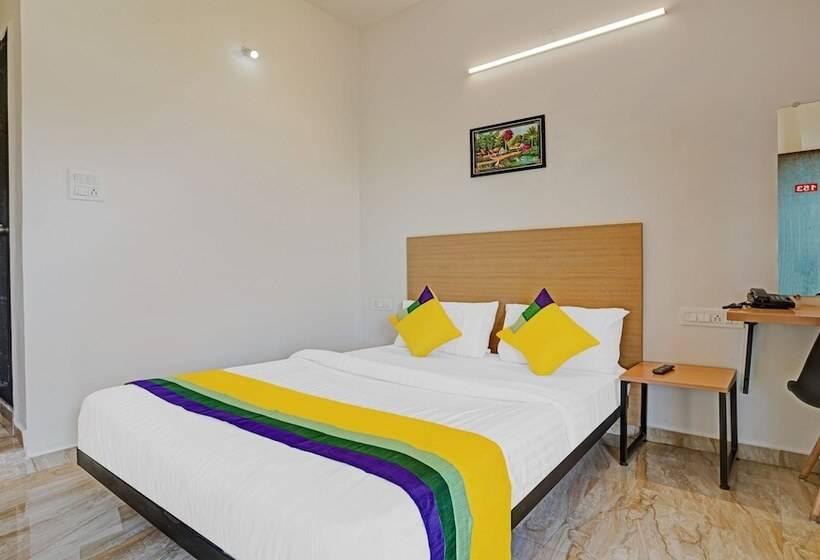 Itsy Hotels Flowers Park