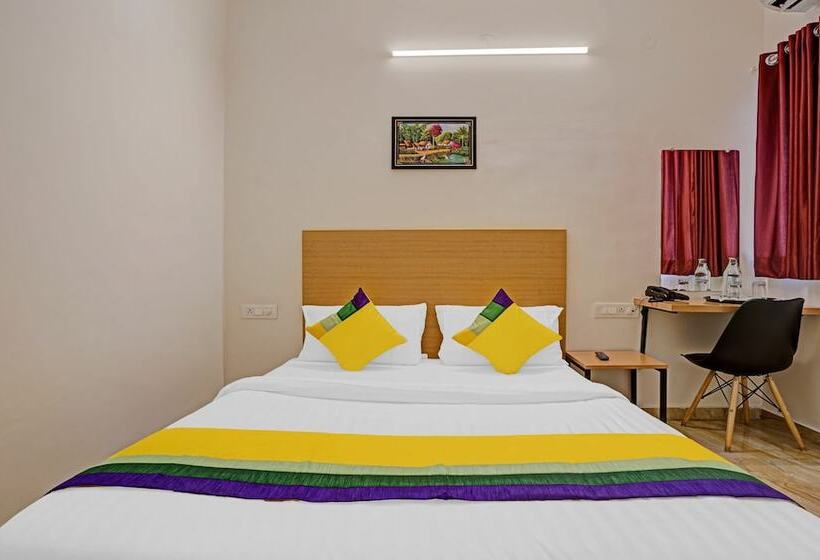 Itsy Hotels Flowers Park