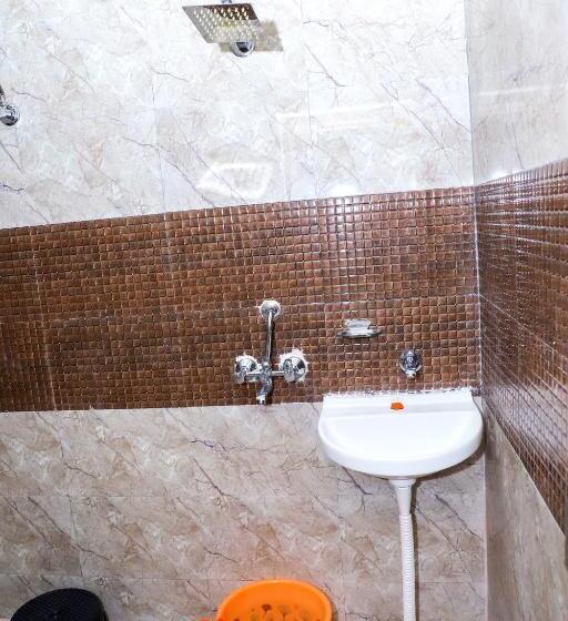 فندق Meera Heritage