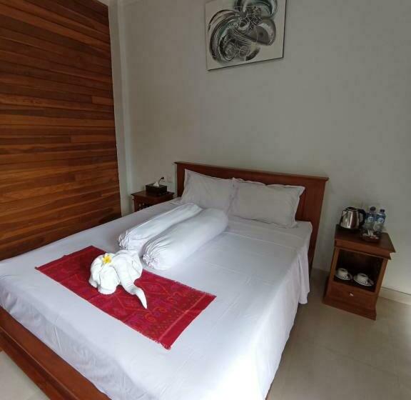 Rostika Hotel & Camping Sekumpul