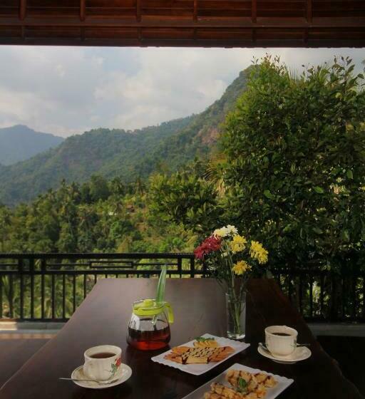 Rostika Hotel & Camping Sekumpul