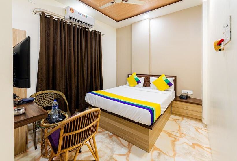 Itsy Hotels Golden Birds