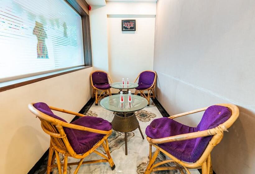 Itsy Hotels Golden Birds