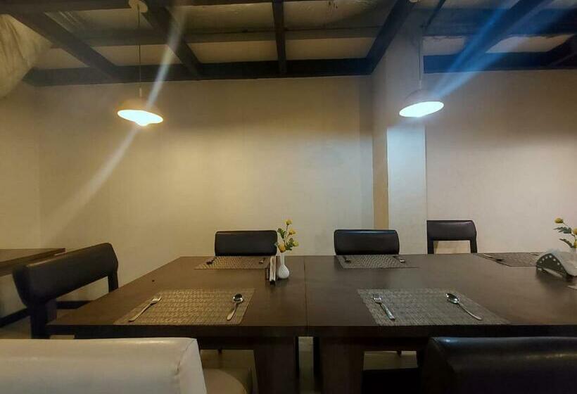 Orbit Hotel   Bagdogra