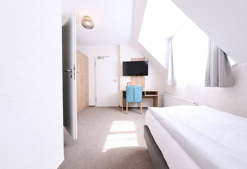 פנסיון 24/7 Selfcheckin Schmiedestrasse