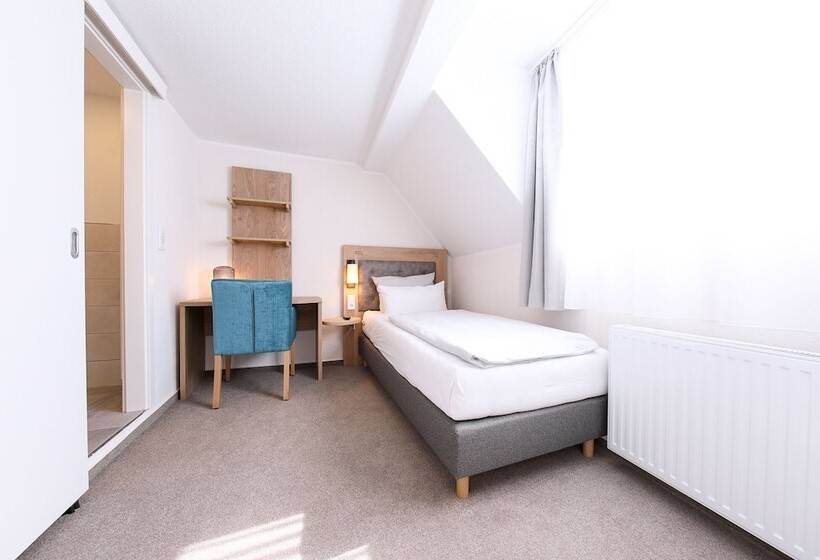 פנסיון 24/7 Selfcheckin Schmiedestrasse