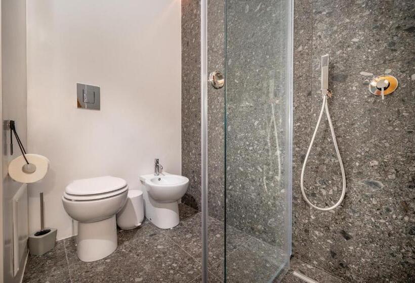 ペンション Bed 10.5   Design Suite