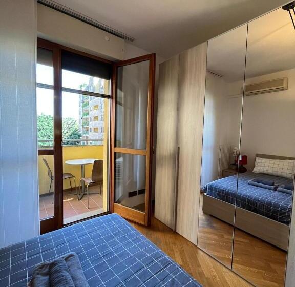 פנסיון Bedandbreakfast Eni Torri Lombarde San Donato Bbqueen