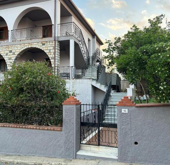 פנסיון Casa Via Pascoli