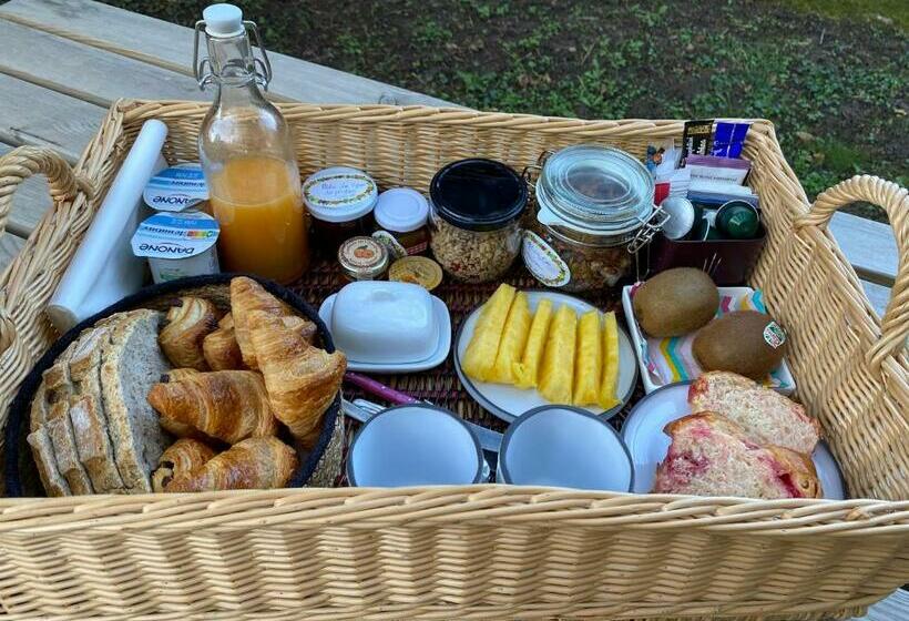 Пансион La Roulotte Des Bords De Saône