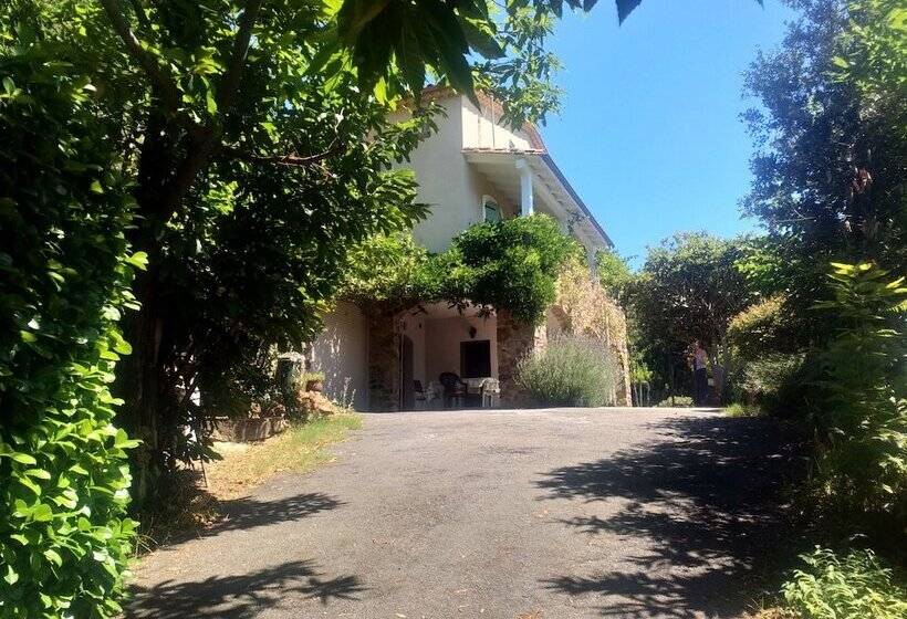 פנסיון Les Jardins D Arbousse