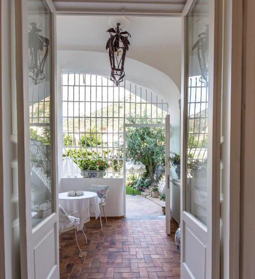 펜션 Palazzo Cacace Relais