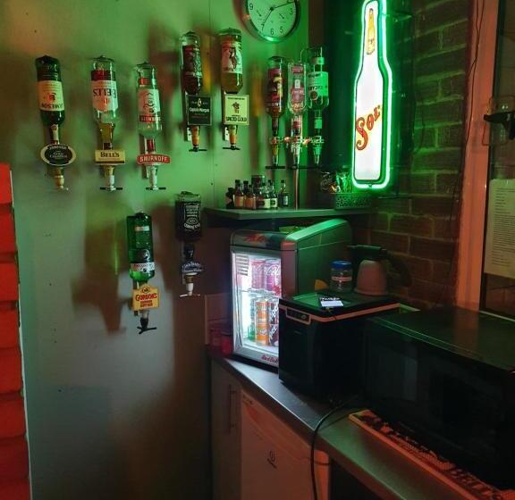 Пансион Sally S Bed And Breakfast