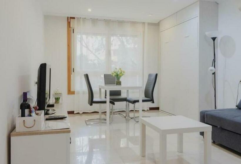 Mediterraneo Real Piscina Billar