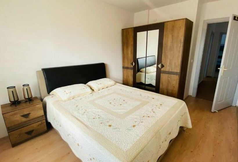 Rahal Yıldızli C1 3 Apart