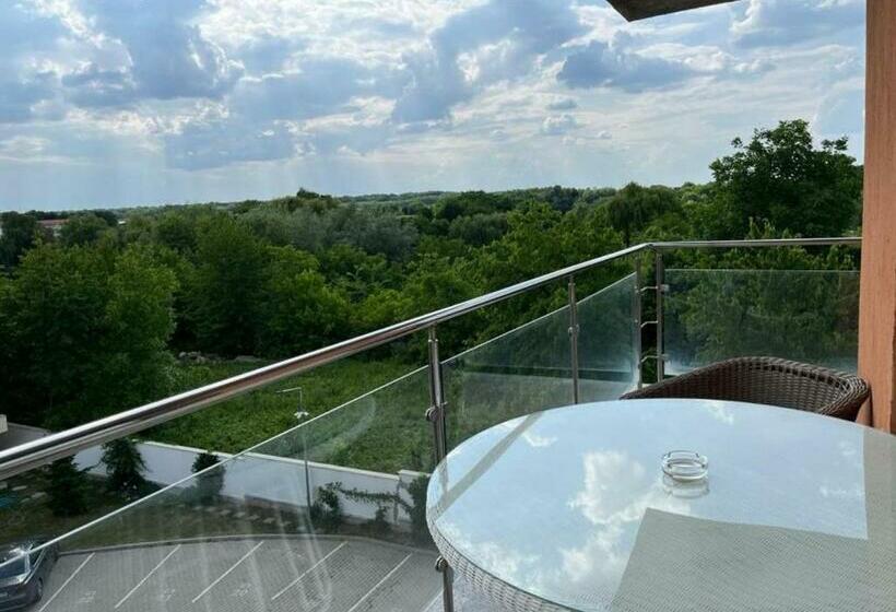 Snagov Lake Sonnio Properties