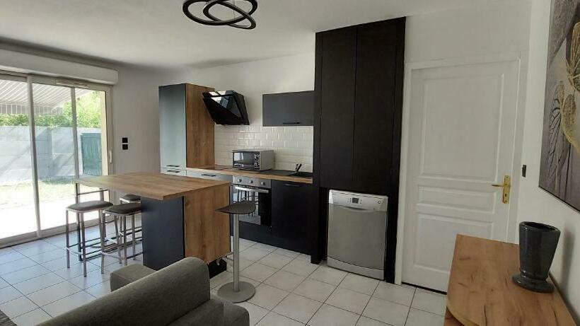 Superbe Appartement Proche De Tout, Climatisé