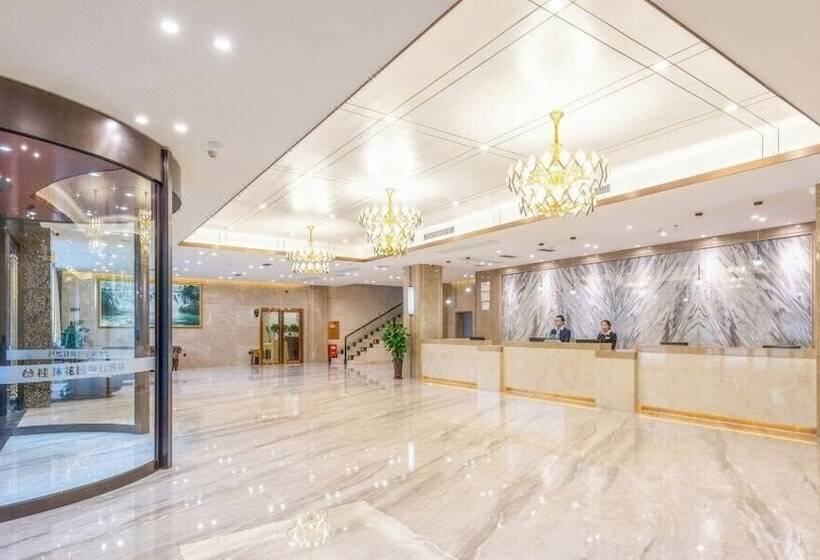 Отель Garden Holiday