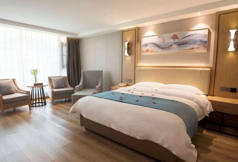 Отель Garden Holiday